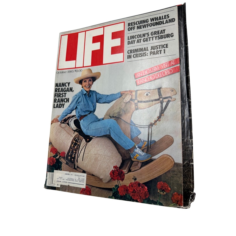 LIFE Magazine October 1983 Nancy Reagan First Ranch Lady Rescuing Whales Vintage